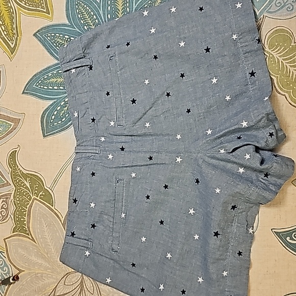 Loft (Size 4) Blue Cotton Star Embroidered "The Wash Twill" Shorts - Picture 5 of 5